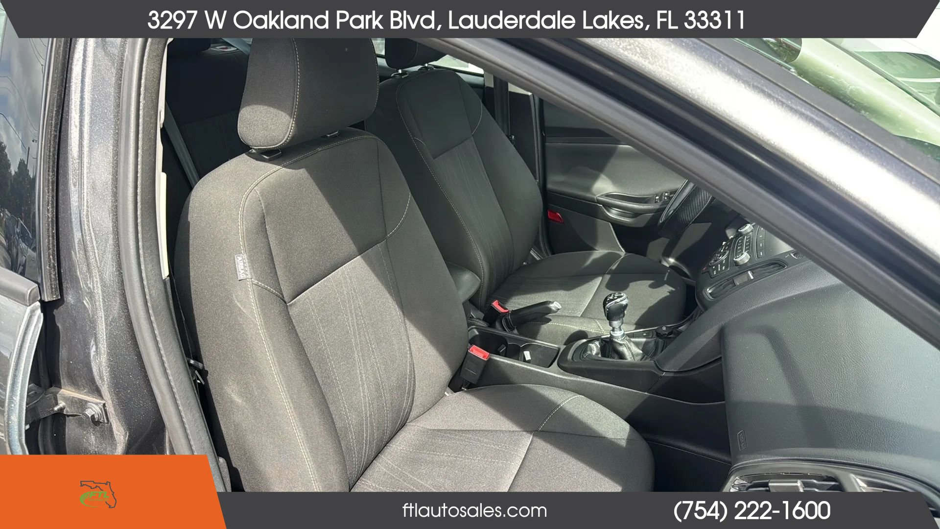Used 2018 Ford Focus SE FWD image 35