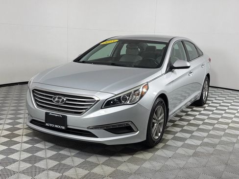 Used 2015 Hyundai Sonata SE w/ Option Group 09 FWD image 7