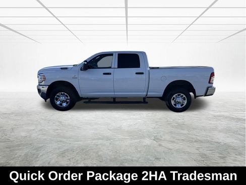 Used 2023 RAM 3500 Tradesman w/ Chrome Appearance Group image 8