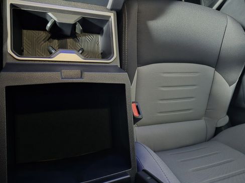 New 2025 Toyota Tacoma TRD Off-Road image 38