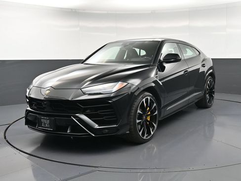 Used 2022 Lamborghini Urus AWD/4WD image 6