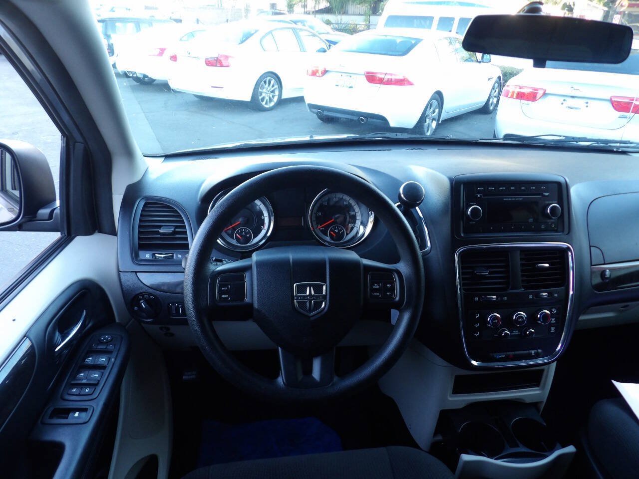 Used 2013 Dodge Grand Caravan SXT FWD image 5