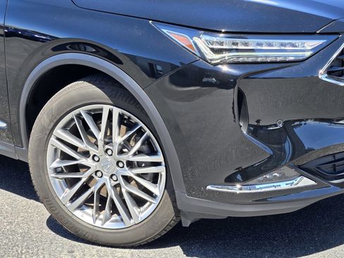 Used 2023 Acura MDX SH-AWD w/ Advance Package image 9