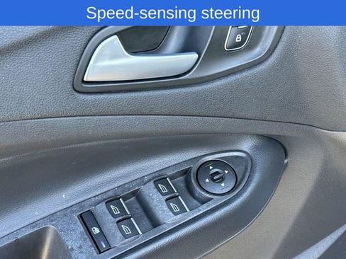 Used 2019 Ford Escape SE image 16