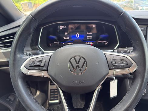 Used 2023 Volkswagen Jetta Sport FWD image 9