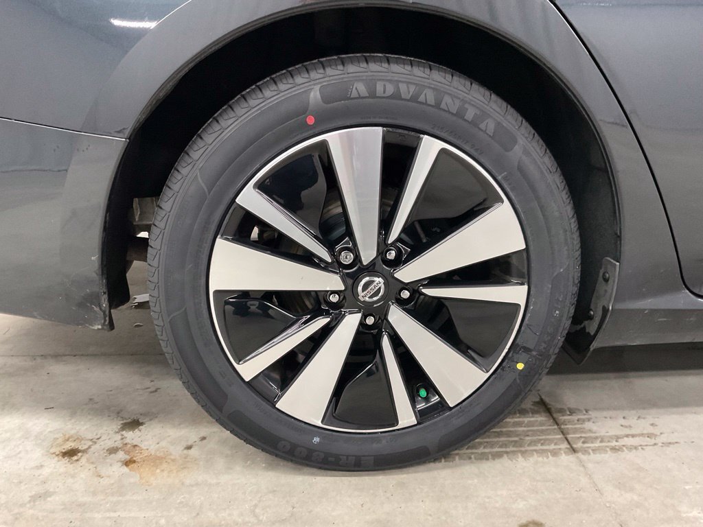 Used 2022 Nissan Altima 2.5 SV FWD image 18