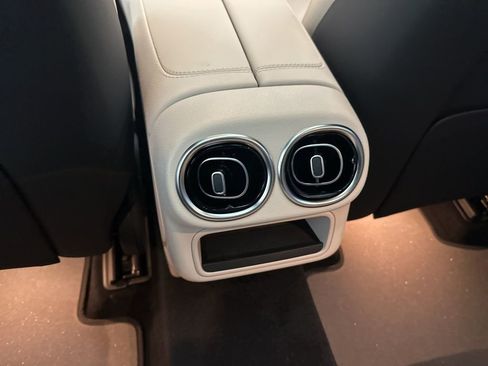 New 2026 Mercedes-Benz GLC 300 image 21