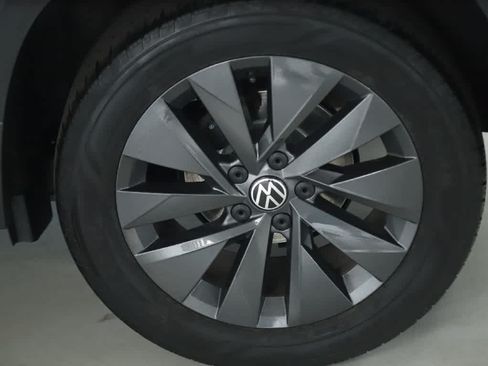 Used 2023 Volkswagen Taos S FWD image 38