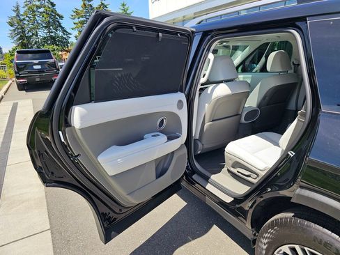 Used 2026 Hyundai Palisade SEL AWD/4WD image 16