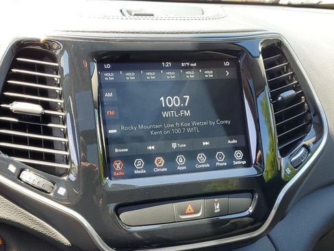 Used 2022 Jeep Cherokee Limited AWD/4WD image 15