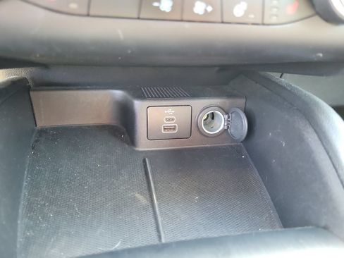 Used 2024 Ford Escape Active AWD/4WD image 34