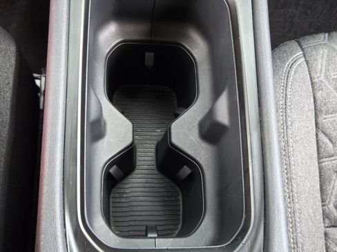 Used 2025 Nissan Kicks SV FWD image 20