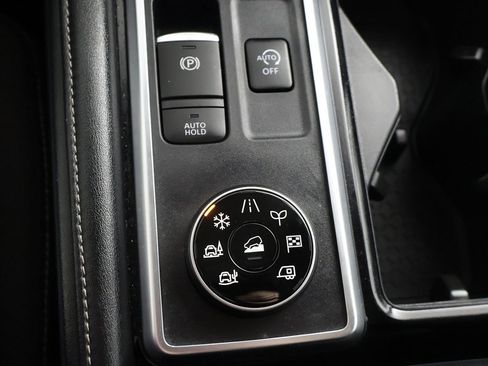 Used 2023 Nissan Pathfinder SL w/ Cargo Package image 52