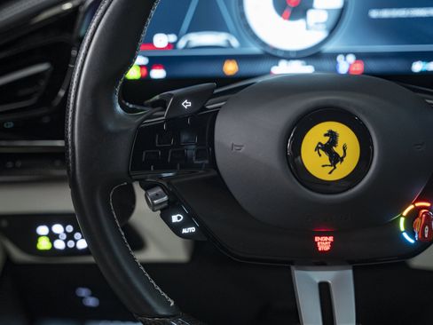 Used 2025 Ferrari Purosangue AWD/4WD image 46