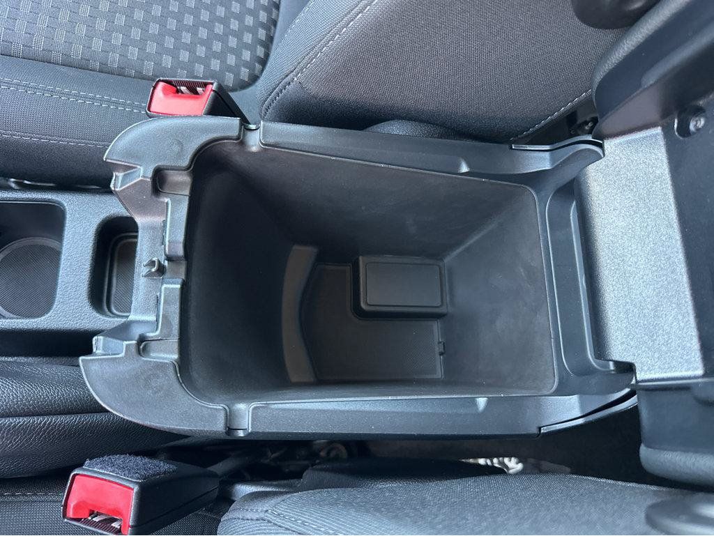 Used 2019 Ford Transit Connect XLT FWD image 28