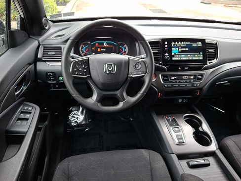 Used 2022 Honda Pilot Sport image 12