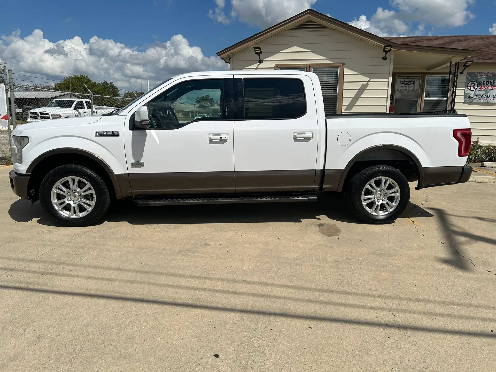 Used 2015 Ford F150 King Ranch w/ Trailer Tow Package RWD image 2