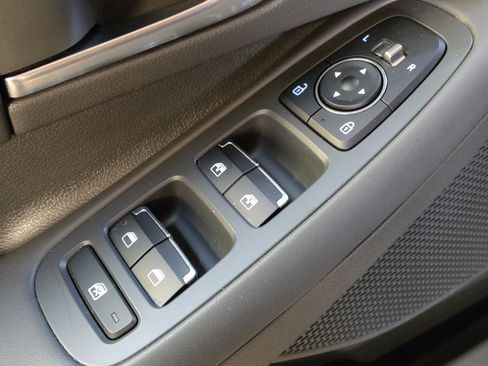 Used 2023 Hyundai Sonata SEL Plus w/ Cargo Package image 27