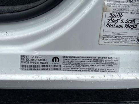 Used 2024 RAM 3500 Big Horn AWD/4WD image 34