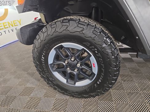 Certified 2022 Jeep Wrangler Rubicon w/ LED Lighting Group image 35