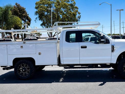 Used 2019 Ford F350 XL w/ XL Value Package AWD/4WD image 3