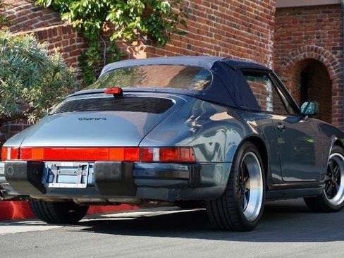 Used 1987 Porsche 911 Carrera RWD image 38