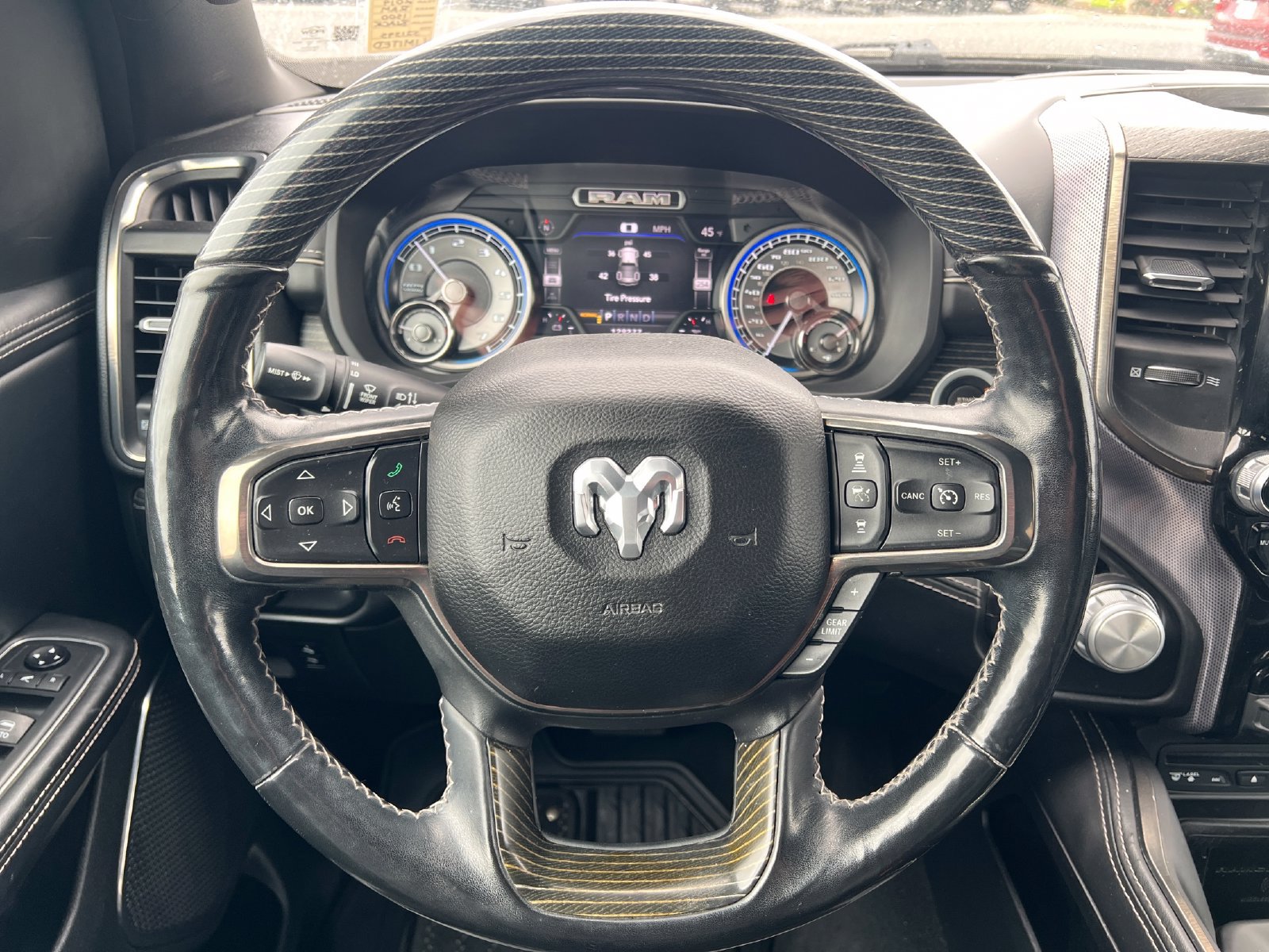 Used 2019 RAM 1500 Limited w/ Advanced Safety Group AWD/4WD image 21