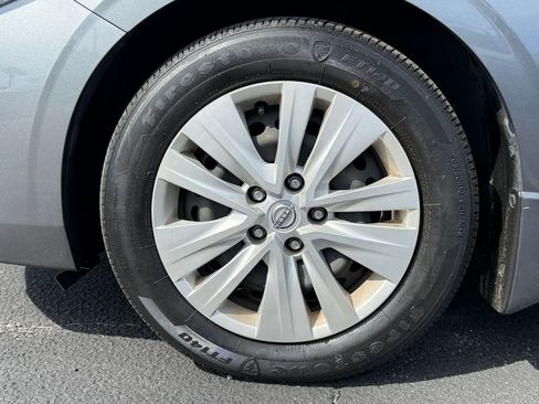 Used 2024 Nissan Sentra S image 21