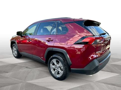 Used 2024 Toyota RAV4 XLE AWD/4WD image 6