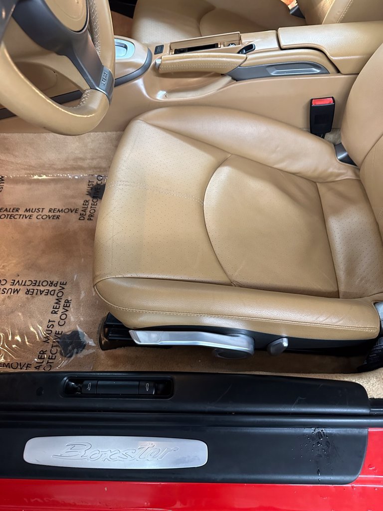 Used 2010 Porsche Boxster RWD image 13