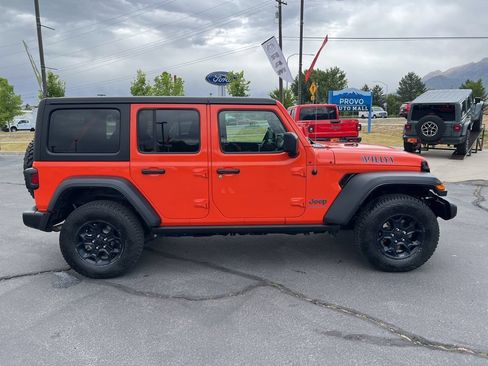 Used 2023 Jeep Wrangler Unlimited AWD/4WD image 7