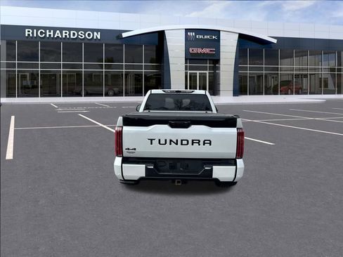Used 2022 Toyota Tundra Platinum w/ Advanced Package image 4