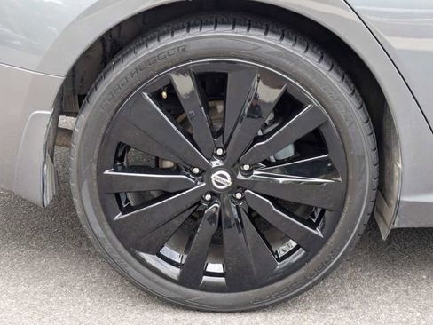 Used 2020 Nissan Altima 2.5 SR w/ Premium Package FWD image 12