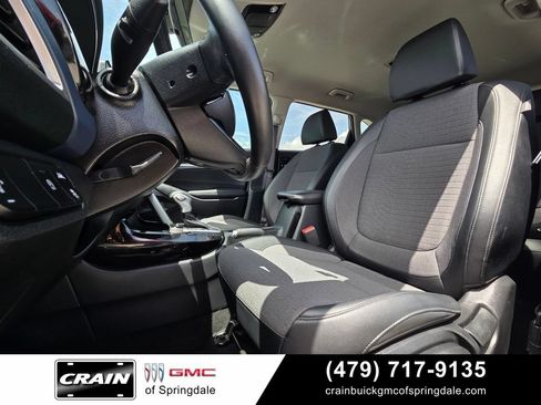Used 2023 Kia Seltos S w/ Navigation Package FWD image 23