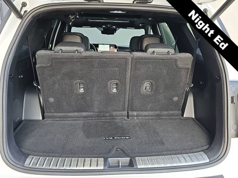 Used 2024 Hyundai Palisade Calligraphy image 23