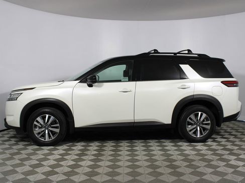 Used 2023 Nissan Pathfinder SL image 37