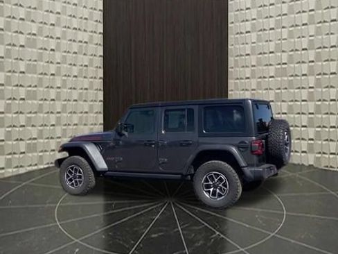 Certified 2025 Jeep Wrangler Unlimited Rubicon AWD/4WD image 7