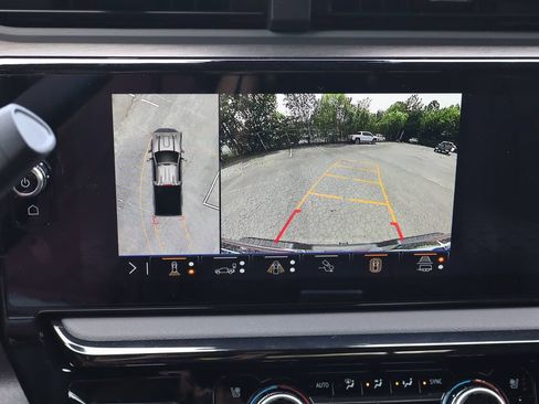 New 2026 GMC Sierra 2500 AT4 w/ AT4 Premium Plus Package AWD/4WD image 18