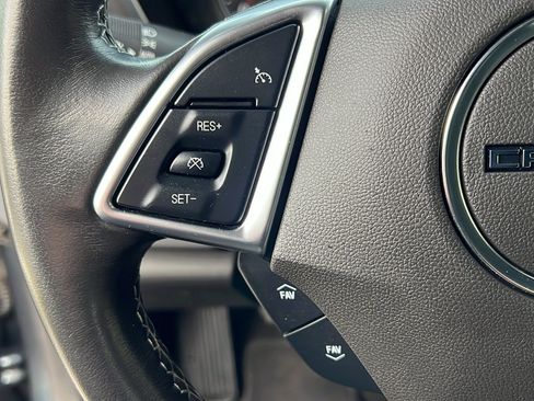 Certified 2021 Chevrolet Camaro LS image 19