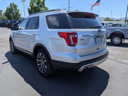Used 2017 Ford Explorer Platinum AWD/4WD image 8