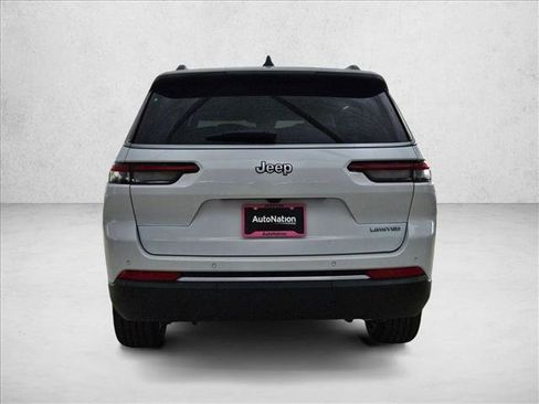 New 2026 Jeep Grand Cherokee L Limited RWD image 8