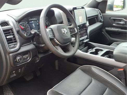 Used 2026 RAM 1500 Laramie AWD/4WD image 8