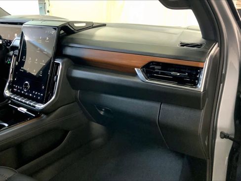 Used 2026 GMC Yukon Denali image 19