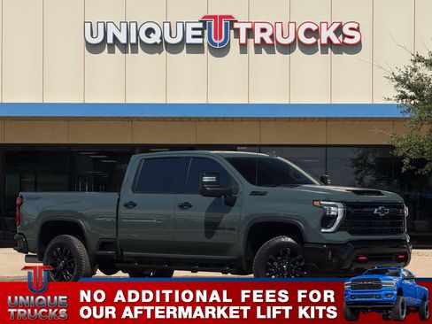 Used 2026 Chevrolet Silverado 2500 LTZ w/ LTZ Plus Package AWD/4WD image 1