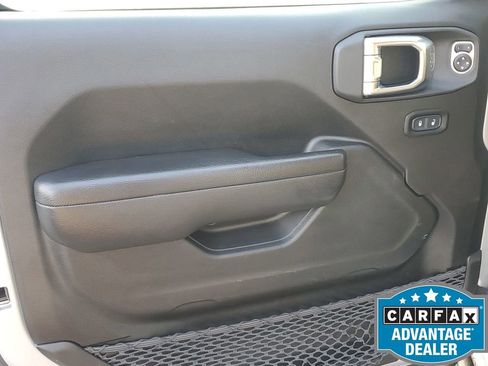 Used 2023 Jeep Gladiator Sport image 42