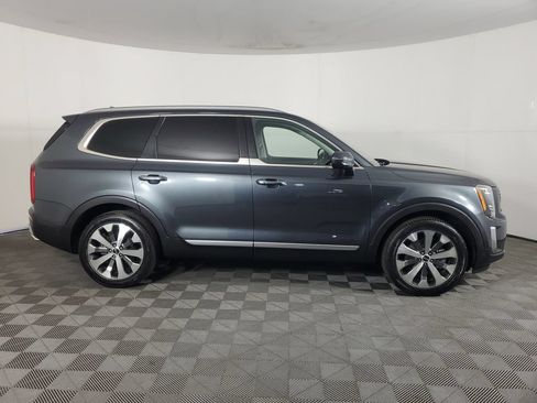 Used 2020 Kia Telluride S FWD image 3