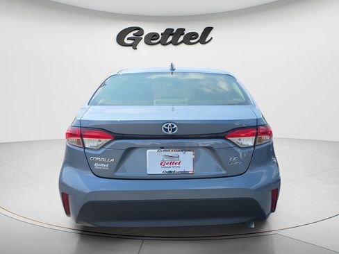 Used 2025 Toyota Corolla LE image 5
