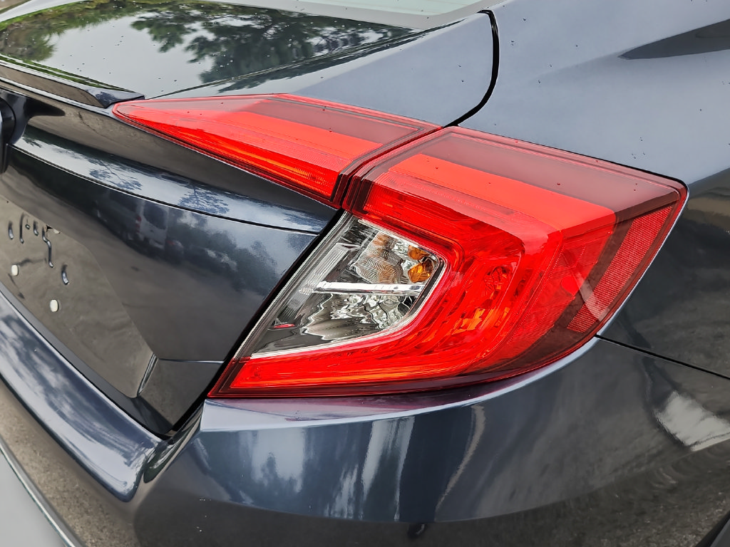 Used 2019 Honda Civic EX image 15