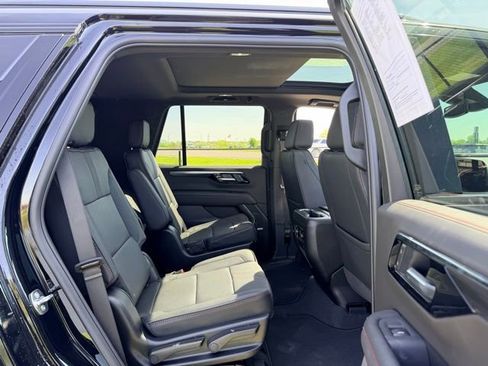 Used 2026 Chevrolet Tahoe RST w/ RST Capability Package AWD/4WD image 10
