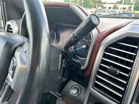 Used 2021 Ford F250 Platinum w/ FX4 Off-Road Package AWD/4WD image 20